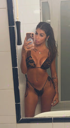 BIKINI SAMANTA