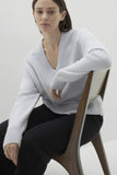 SYDNEY V-NECK CASHMERE SWEATER